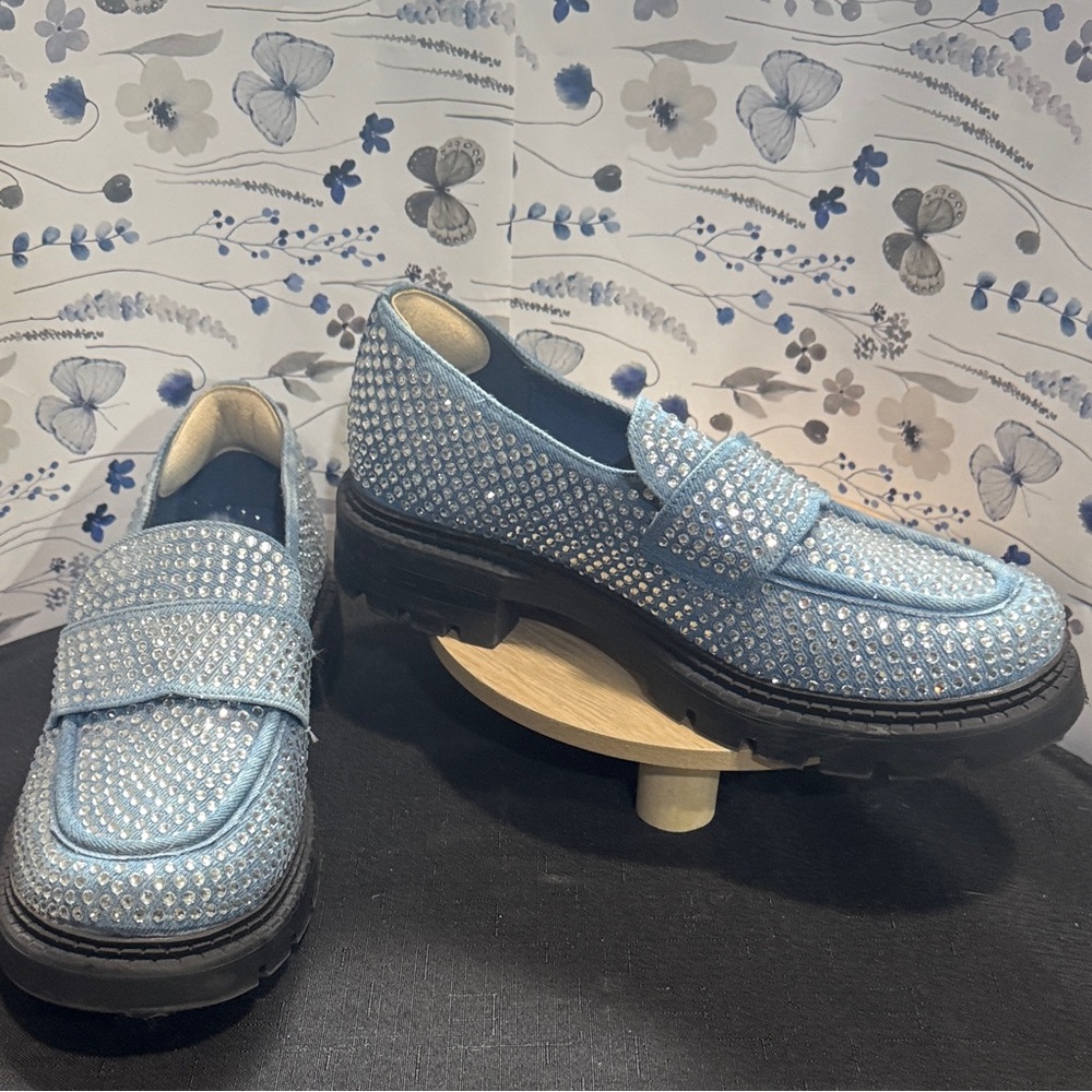 Women’s AZALEA WANG Elegant Blue Rhinestone Loafers-size 8